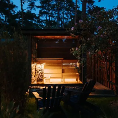 Cabin28
